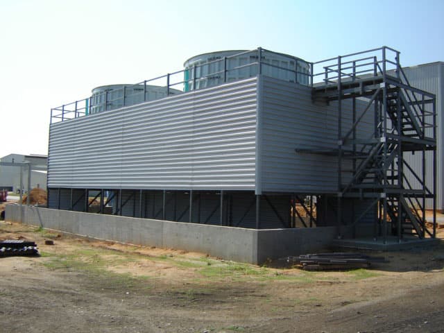 Cooling tower crane installation